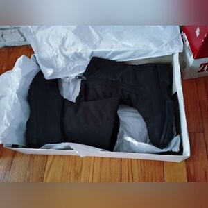 Elegant Black Knee-High Boots